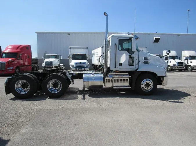 2026 MACK AN64T