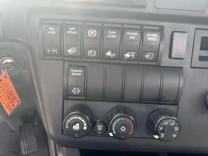 2019 International LT625