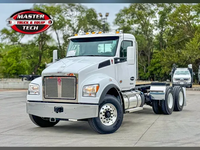 2025 KENWORTH T880S8678f036f5aa16881d82017e594a792d