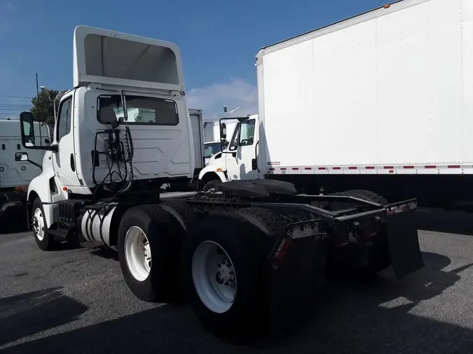 2019 NAVISTAR INTERNATIONAL LT625 DAYCAB T/A