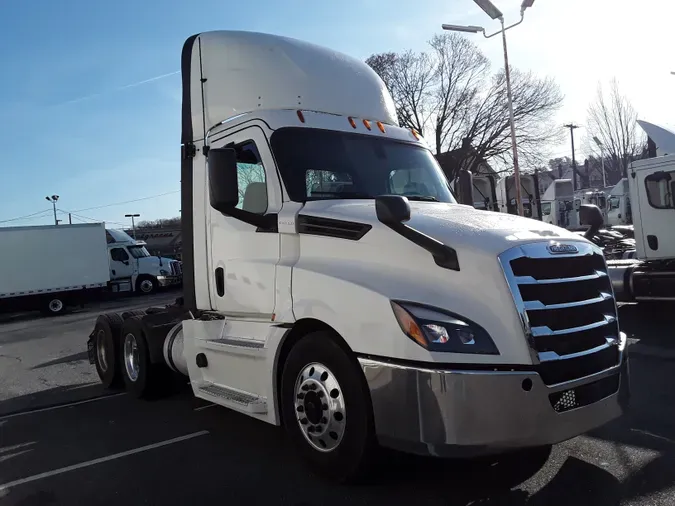 2020 FREIGHTLINER/MERCEDES NEW CASCADIA PX12664