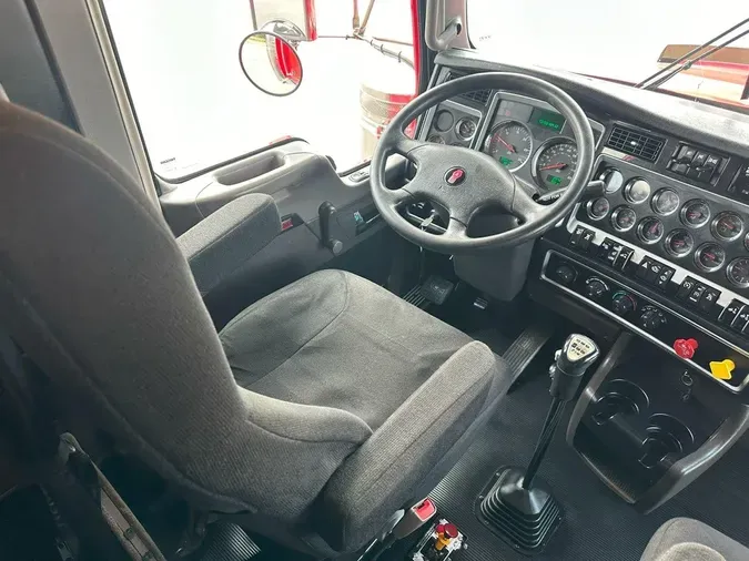 2018 KENWORTH T800