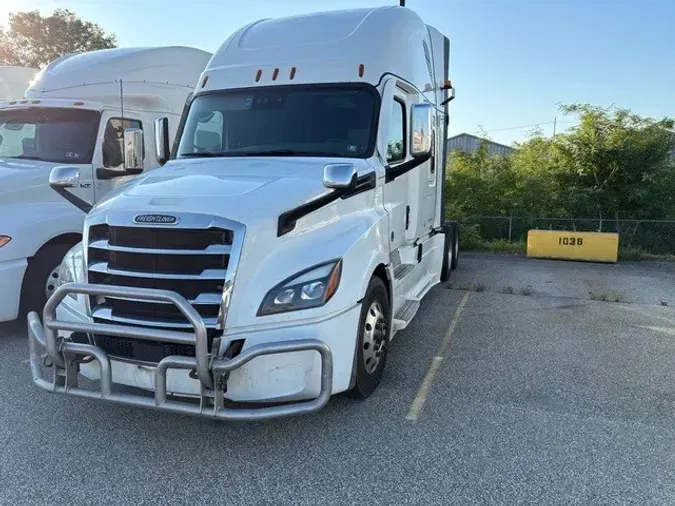 2022 FREIGHTLINER Cascadia 126868105b2b7c31c659620c6bd5276e2f7