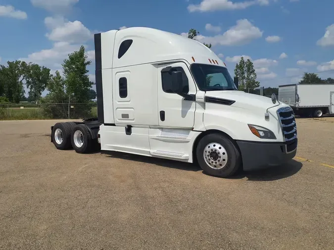 2019 FREIGHTLINER NEW CASCADIA PX12664