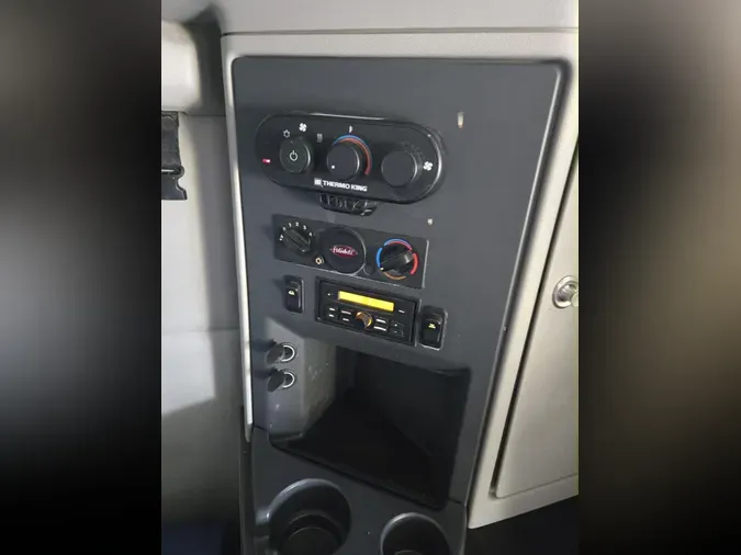 2022 Peterbilt 579