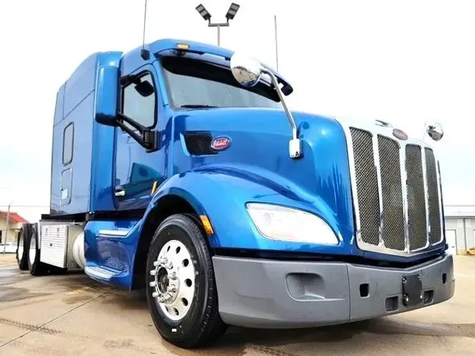 2022 Peterbilt 579