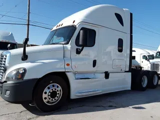 2019 FREIGHTLINER/MERCEDES CASCADIA 125