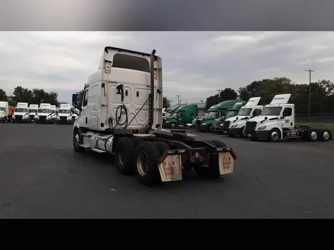 2020 Freightliner Cascadia 12686965ed26f476e8f9f62e8a5e9f23d77