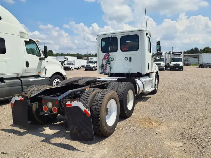 2019 FREIGHTLINER NEW CASCADIA PX12664
