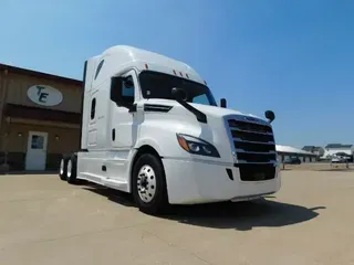 2020 Freightliner New Cascadia 126