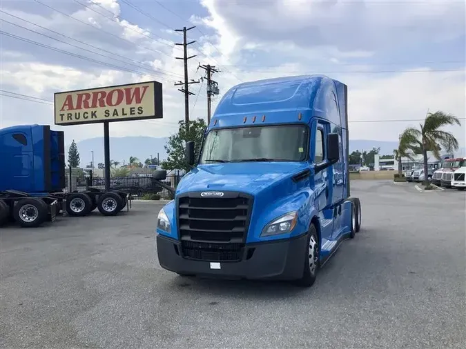 2021 FREIGHTLINER CA12686a40fd8021deae256a855ab5ca1bffc