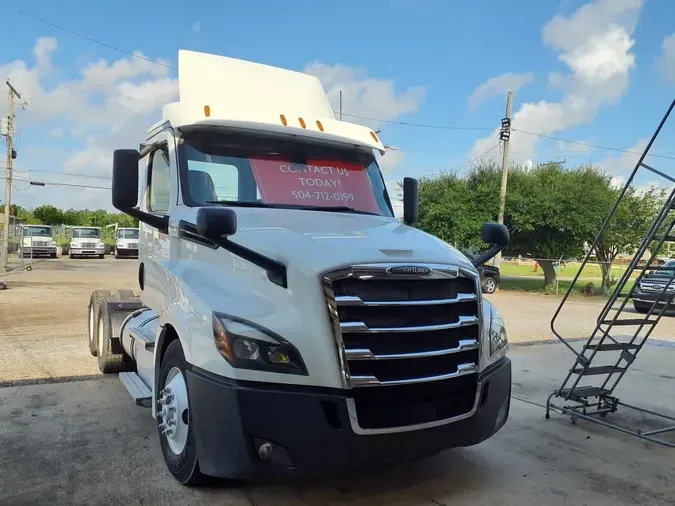 2020 FREIGHTLINER NEW CASCADIA PX12664
