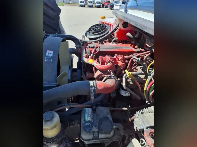 2020 FREIGHTLINER/MERCEDES M2 106