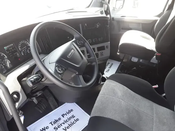 2019 FREIGHTLINER CASCADIA