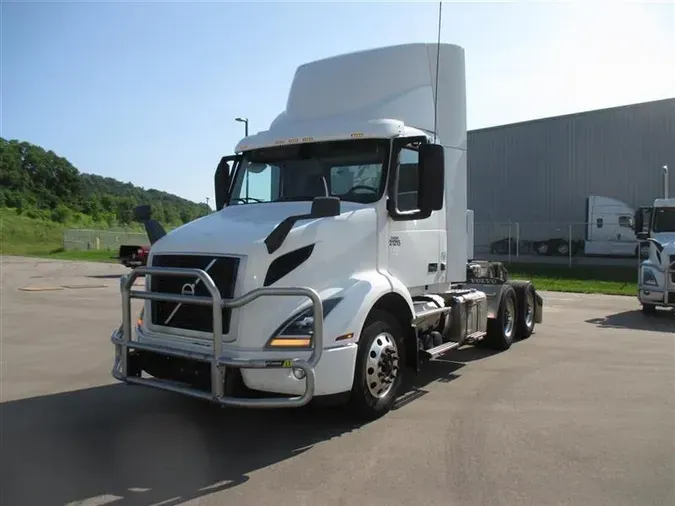 2022 VOLVO VNR30086a583db1da8f0f9a6dc76d5916bf205