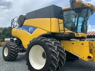 2011 New Holland cr9040