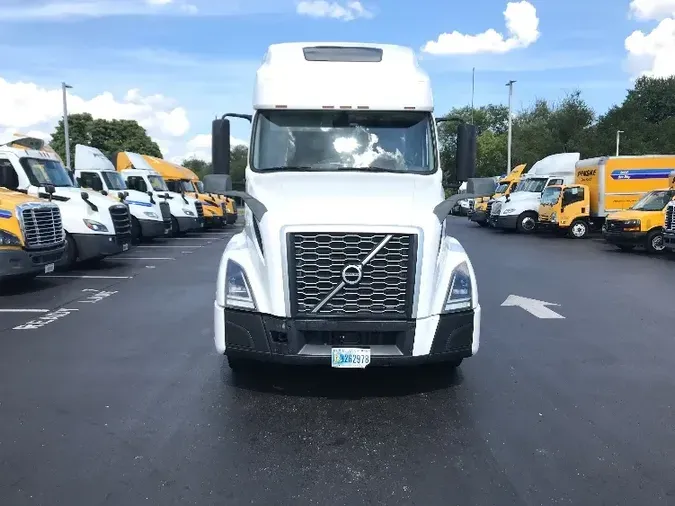 2019 Volvo VNL64760