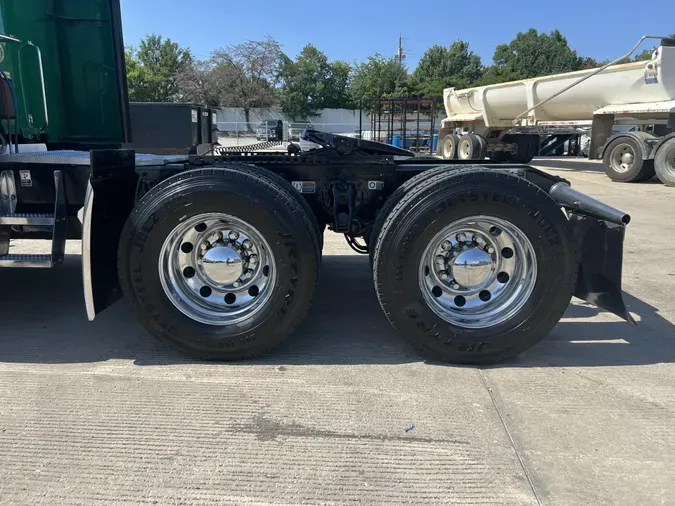 2023 Peterbilt 579