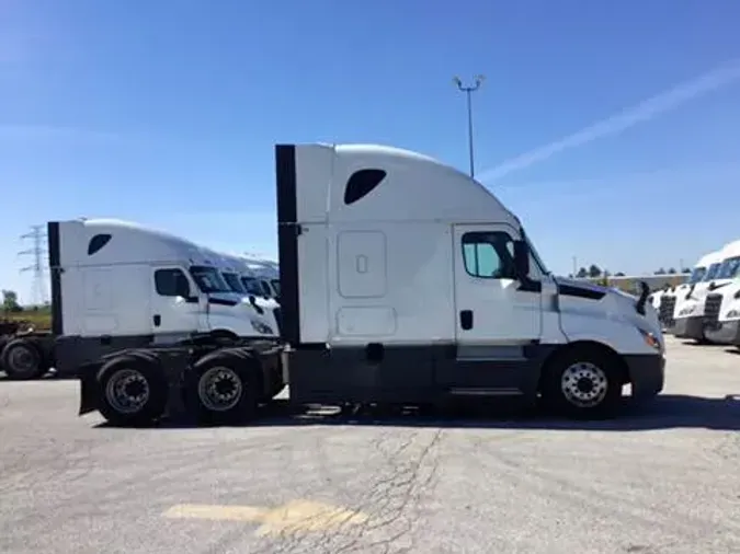 2020 Freightliner Cascadia