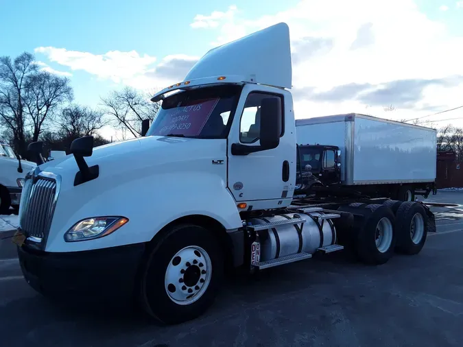 2019 NAVISTAR INTERNATIONAL LT625 DAYCAB T/A