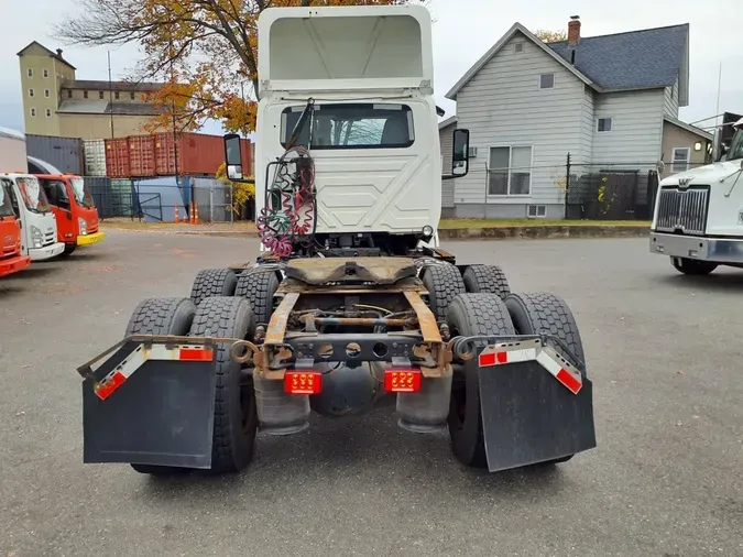 2019 NAVISTAR INTERNATIONAL LT625 DAYCAB T/A86c255cfd28ff00c6d02be5d51b18270