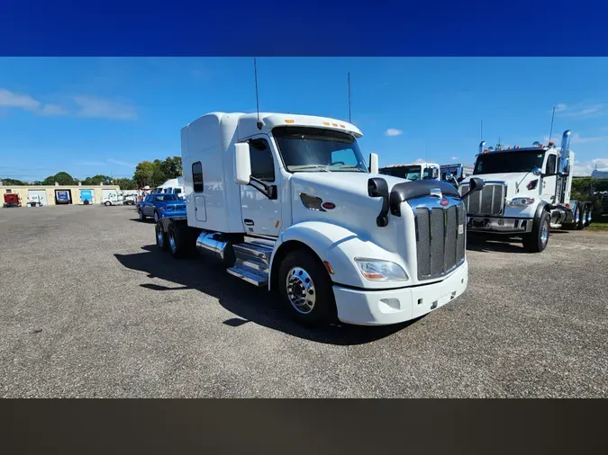 2022 Peterbilt 579