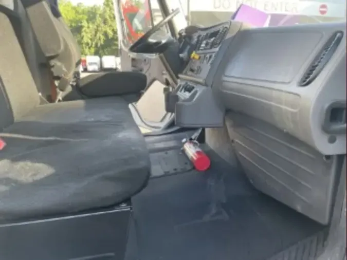 2018 FREIGHTLINER M2 10686c6735d759831ecda134028612fd97a