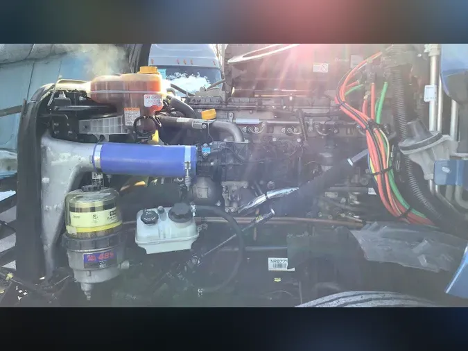 2023 Freightliner Cascadia 126