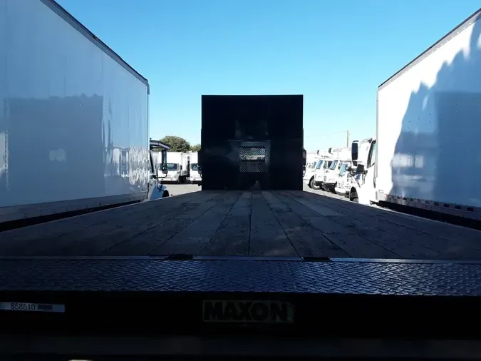 2016 FREIGHTLINER/MERCEDES M2 10686c946052df1d518e5a3dfe234c0d02f