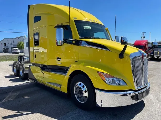 2024 Kenworth T680