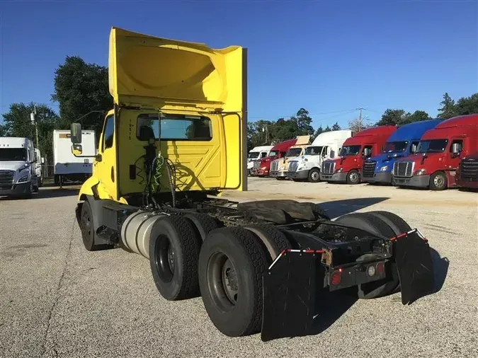 2019 INTERNATIONAL RH613