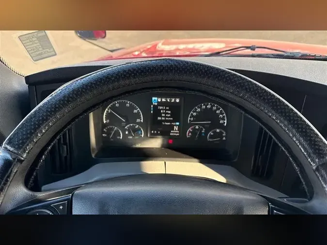 2022 FREIGHTLINER CA126