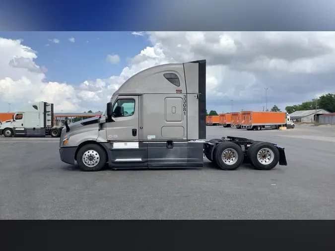 2025 Freightliner Cascadia 12686d3ab665b98e1c5d93009ce1849c56a