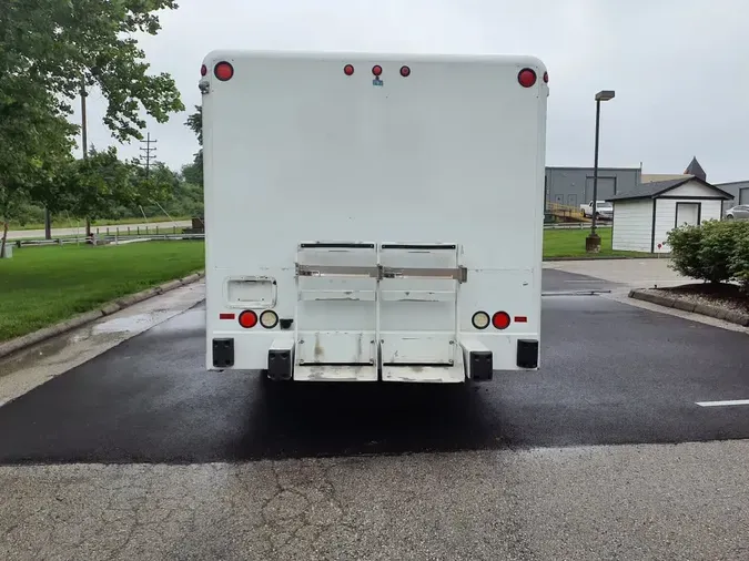 2017 FREIGHTLINER M2 106