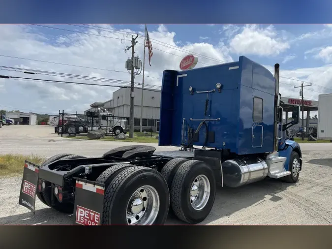 2020 Peterbilt 579