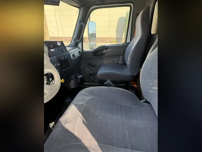 2020 NAVISTAR INTERNATIONAL MV607 (4X2)