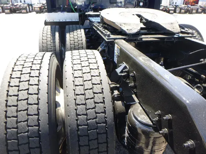 2022 Kenworth T68086da3f9b00454909843b610b7bb7b816
