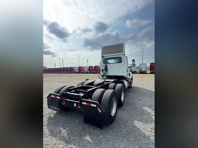 2021 International LT625