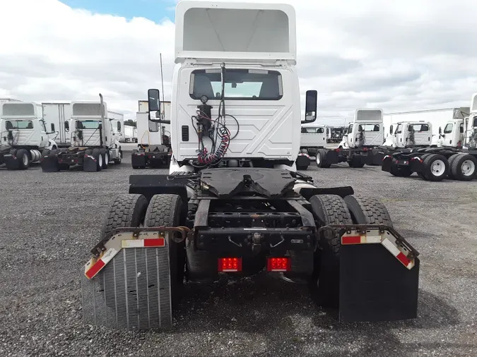 2019 NAVISTAR INTERNATIONAL RH613 DAYCAB S/A