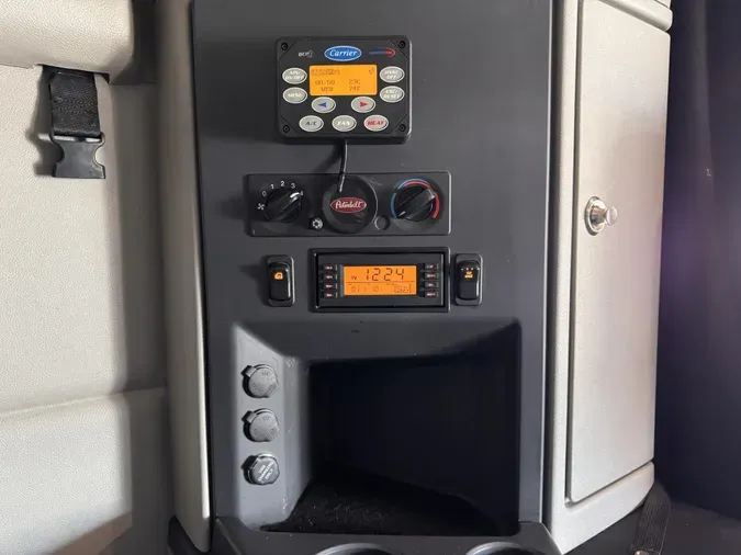 2020 Peterbilt 579