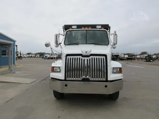 2016 WESTERN STAR 4700