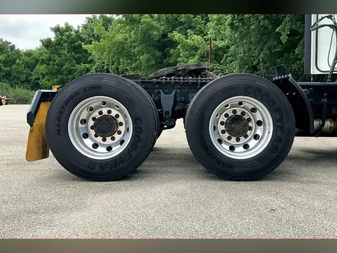 2020 INT LT625 6x4
