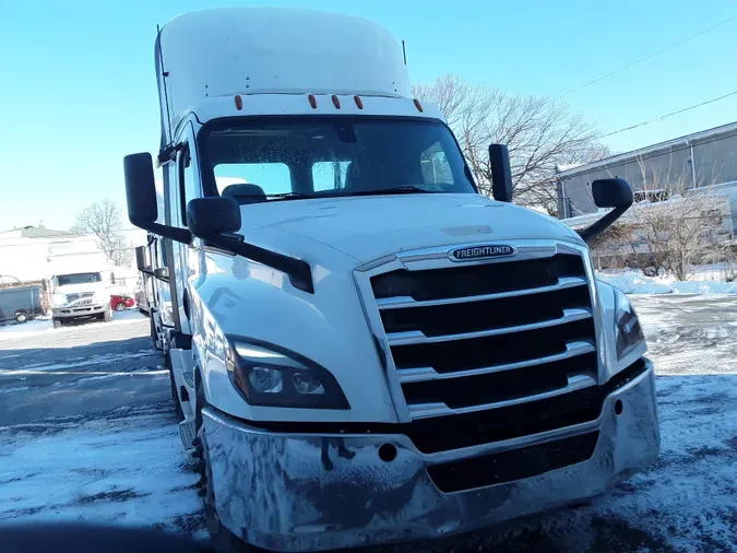 2020 FREIGHTLINER/MERCEDES NEW CASCADIA PX12664