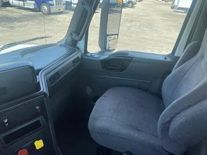 2020 International LT625