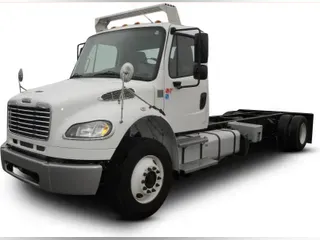 2015 Freightliner Business Class M2 106