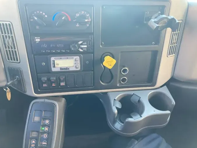 2019 NAVISTAR INTERNATIONAL 4300
