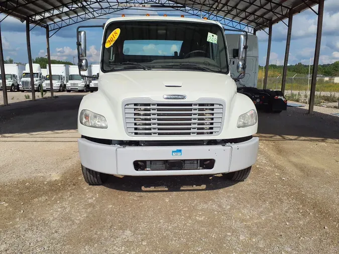 2018 FREIGHTLINER/MERCEDES M2 106