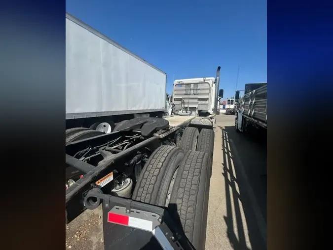 2018 FREIGHTLINER/MERCEDES CASCADIA 125