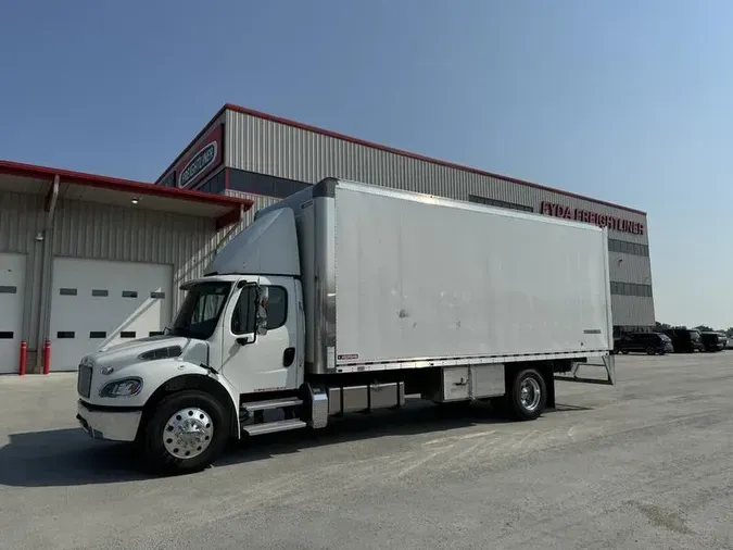 2023 Freightliner BUSINESS CLASS M2 106