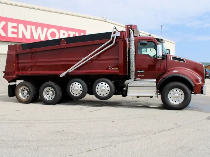 2025 Kenworth T880 Short Hood